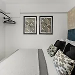 Stunning 3 Bed In - Parking