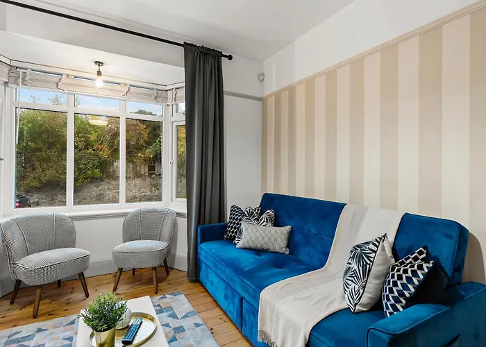 Stunning 3 Bed In - Parking Semesterbostad Bristol