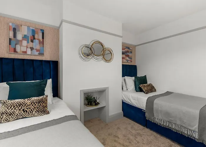 Stunning 3 Bed In - Parking 布里斯托